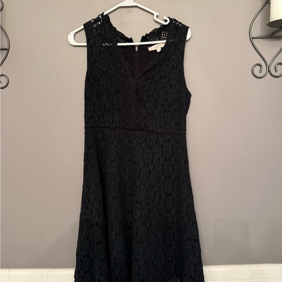 Loft Elegant Black Lace Dress Size 4 - Picture 1 of 3